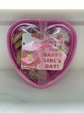 Load image into Gallery viewer, Girls Day Pack
