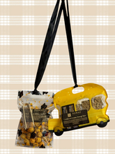 Load image into Gallery viewer, 8oz Graduation/ School Bus Pouch Lei
